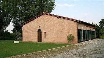 アパートホテル Ghironda