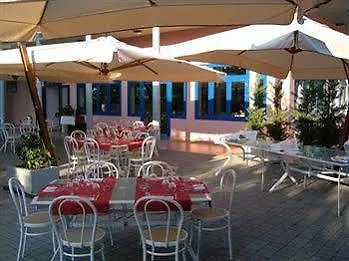 Ghironda 4* ゾーラ・プレドーザ