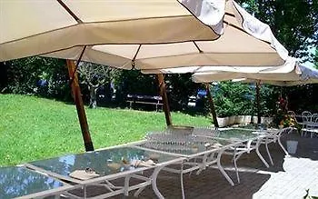 Ghironda Lägenhetshotell 4*