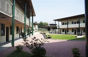 Ghironda Lägenhetshotell 4*
